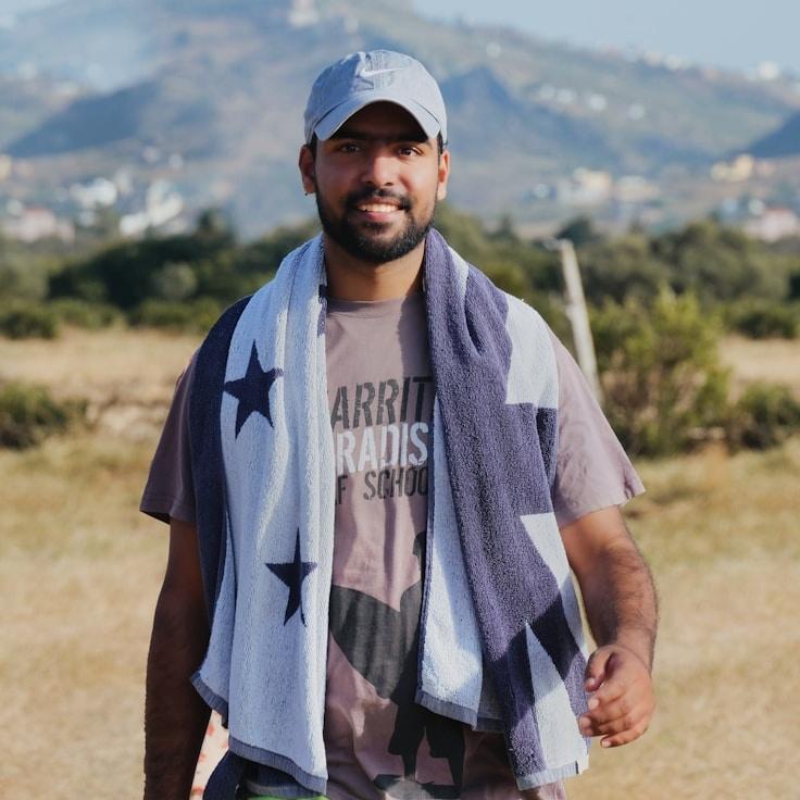 Portrait of Ravi meditation instructor